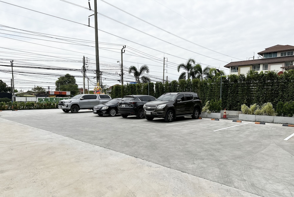 Golden Nest Hotel Suvarnabhumi 12/15