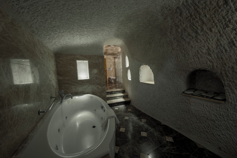 Cappadocia Cave Suites Boutique Hotel Special Class 57/78