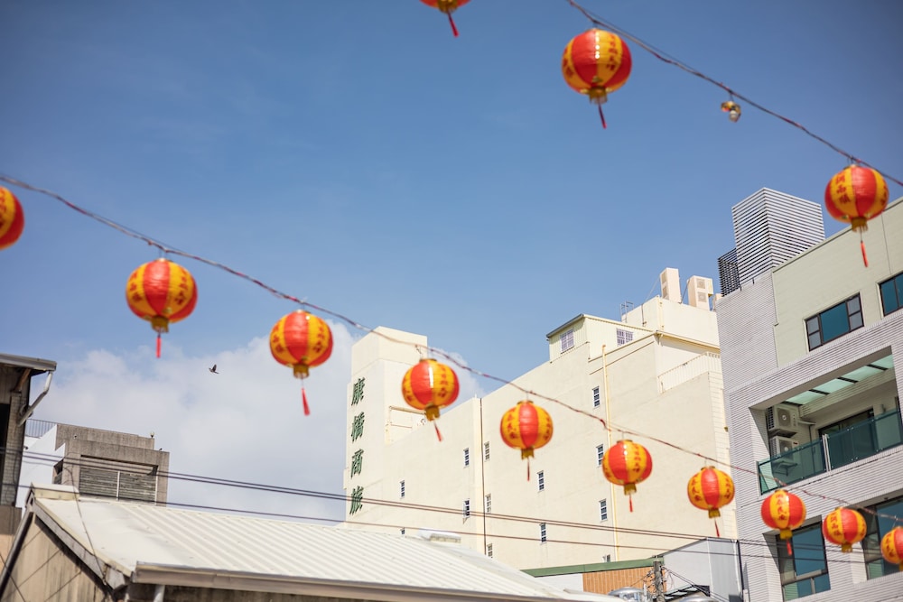 KINDNESS HOTEL - TAINAN CHIHKAN TOWER 60/63