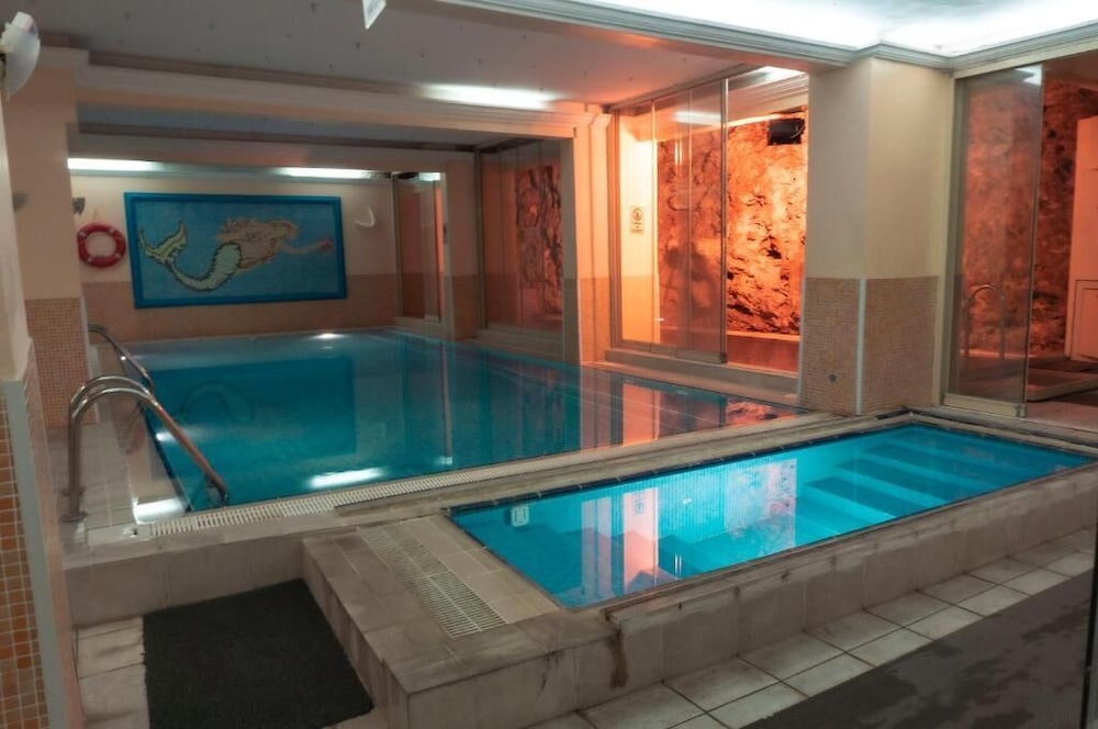 KIRCI HOTEL 28/48
