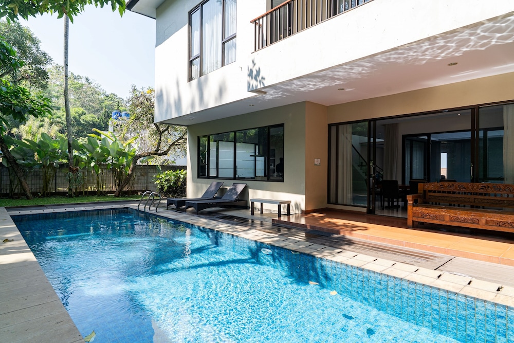 Permai Villa Dago with Pool 4/50