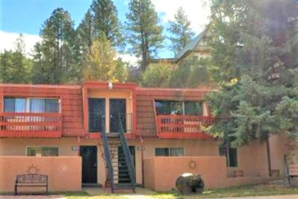 Pinecliff Village Resort secondary