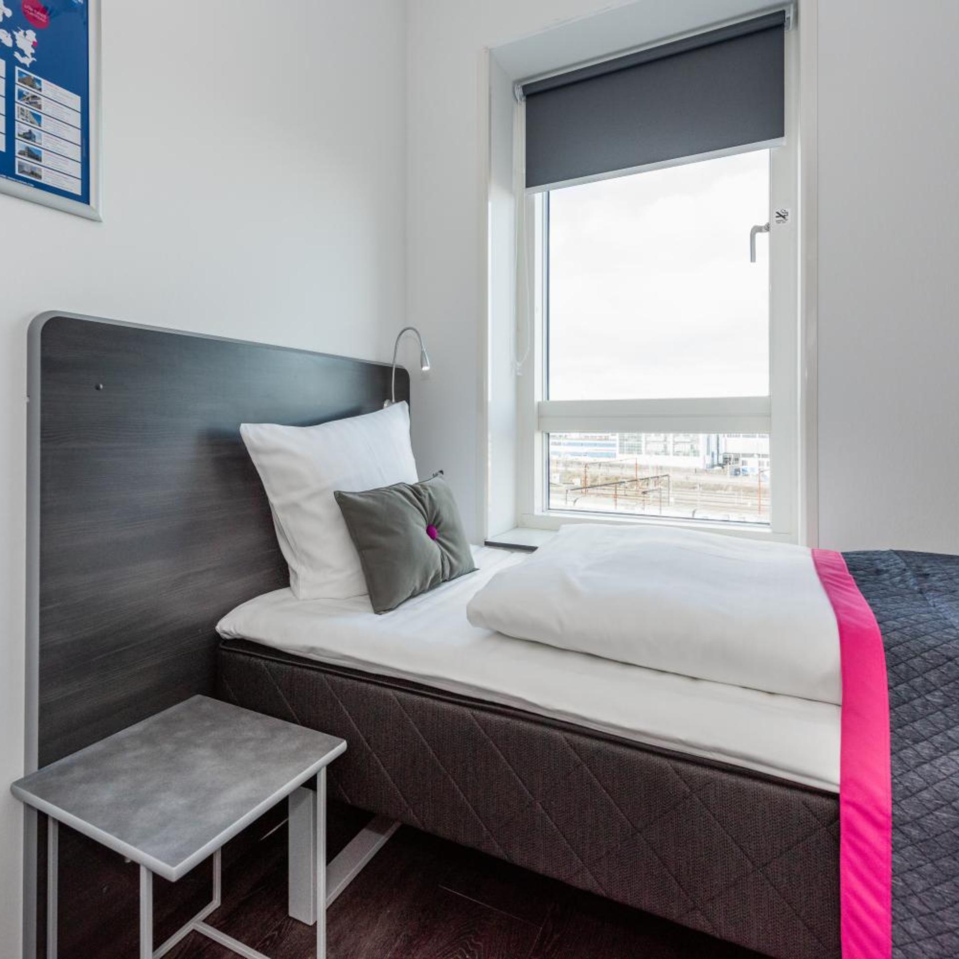 Studio, Apartment, Single