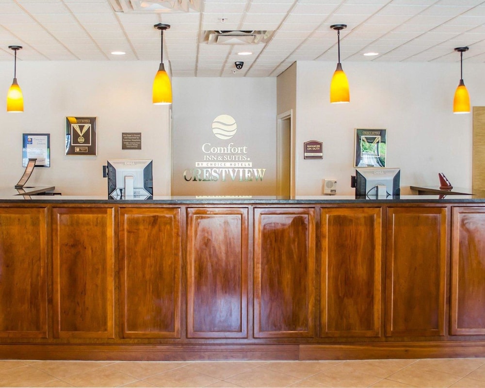 Comfort Inn & Suites Crestview South 9/43