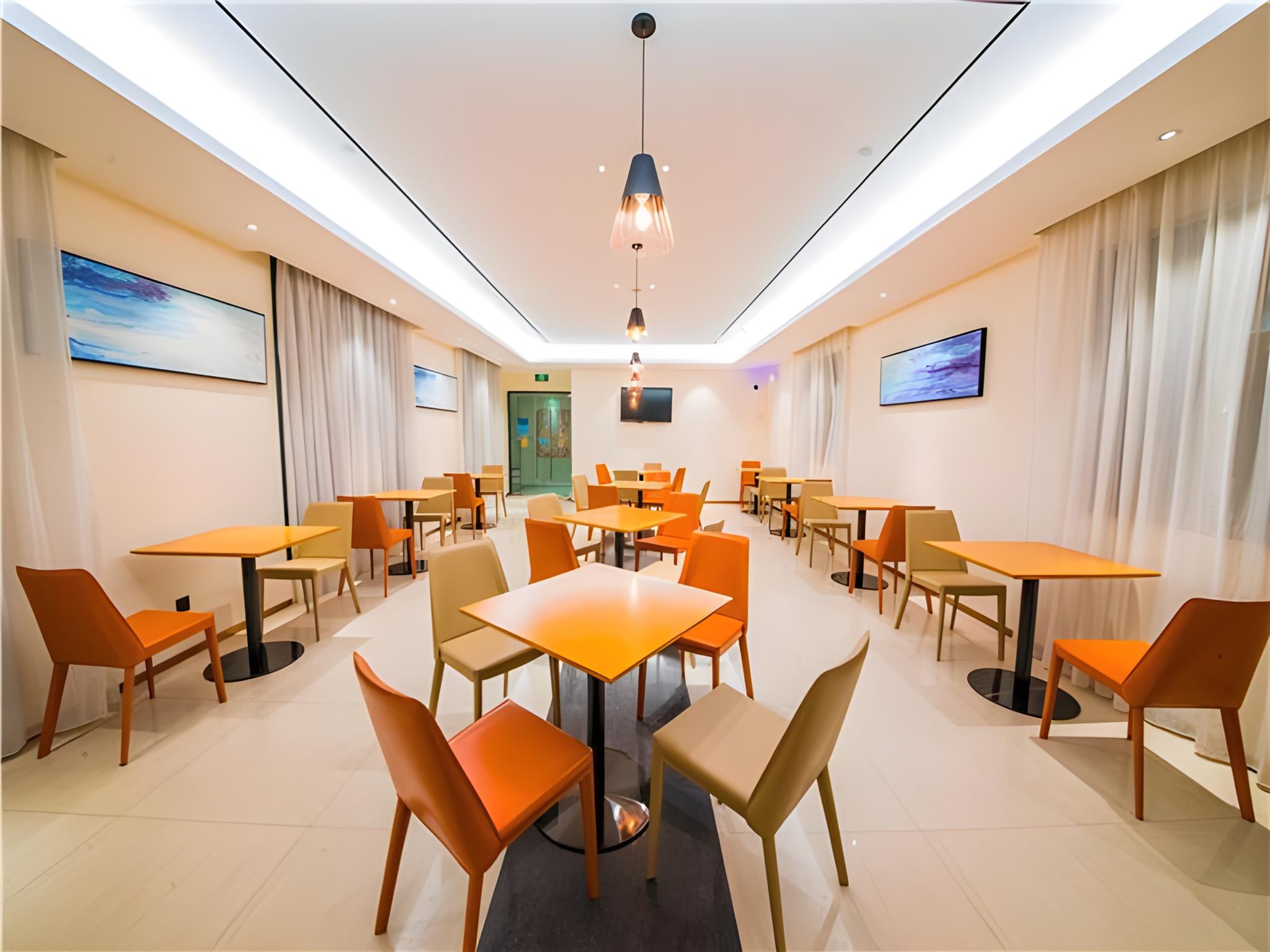 City Comfort Inn Nanning Nanhu Bridge Metro Station 49/64