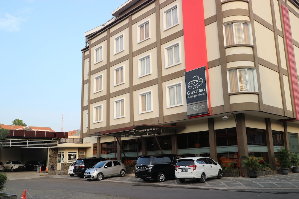 Grand Dian Boutique Hotel Cirebon 30/31