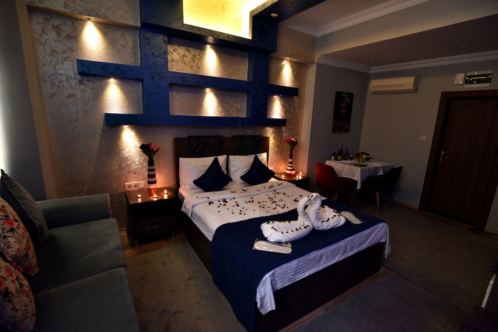 Rays Hotel 37/54