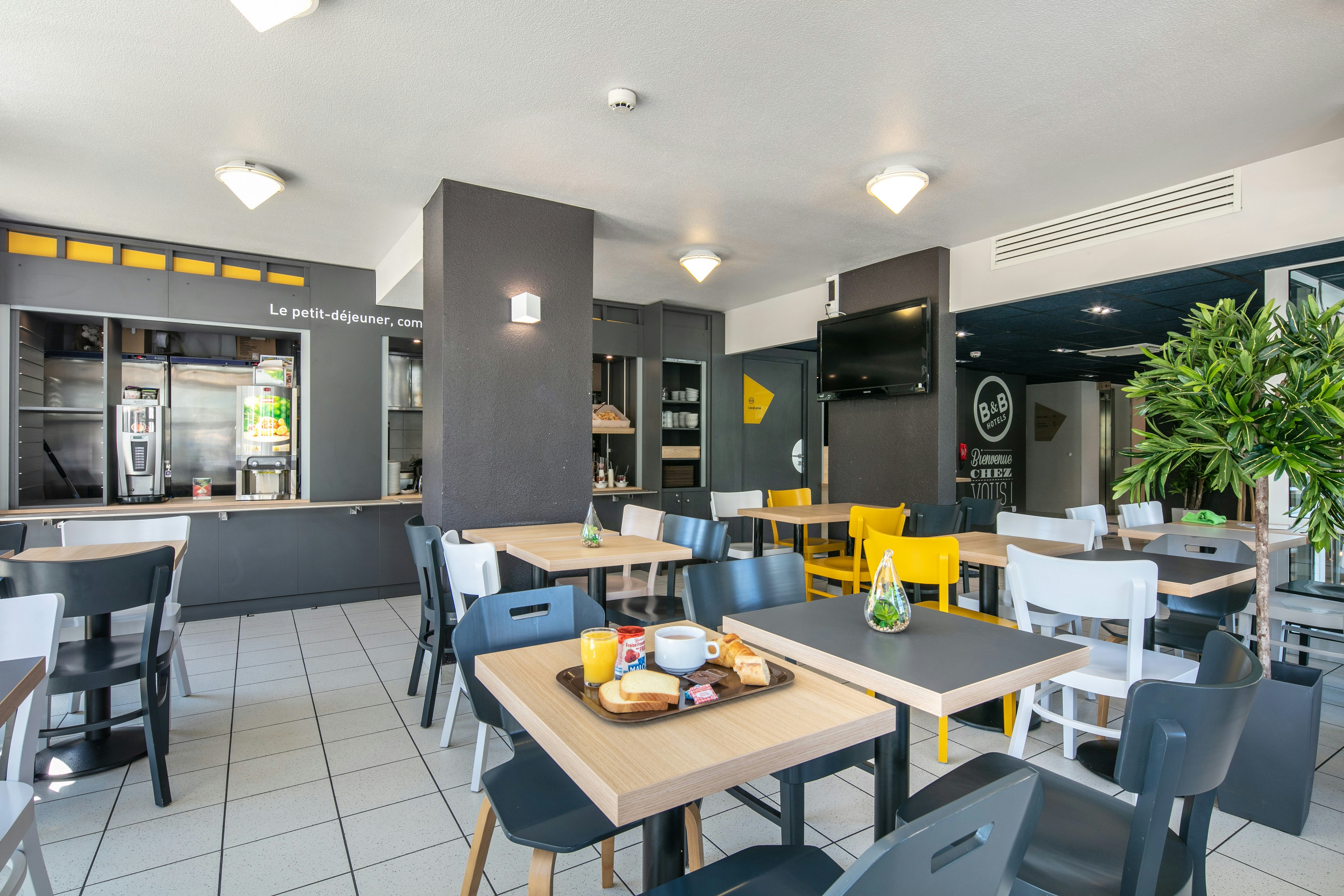 B&B Hotel Saint Jean De Maurienne 12/15
