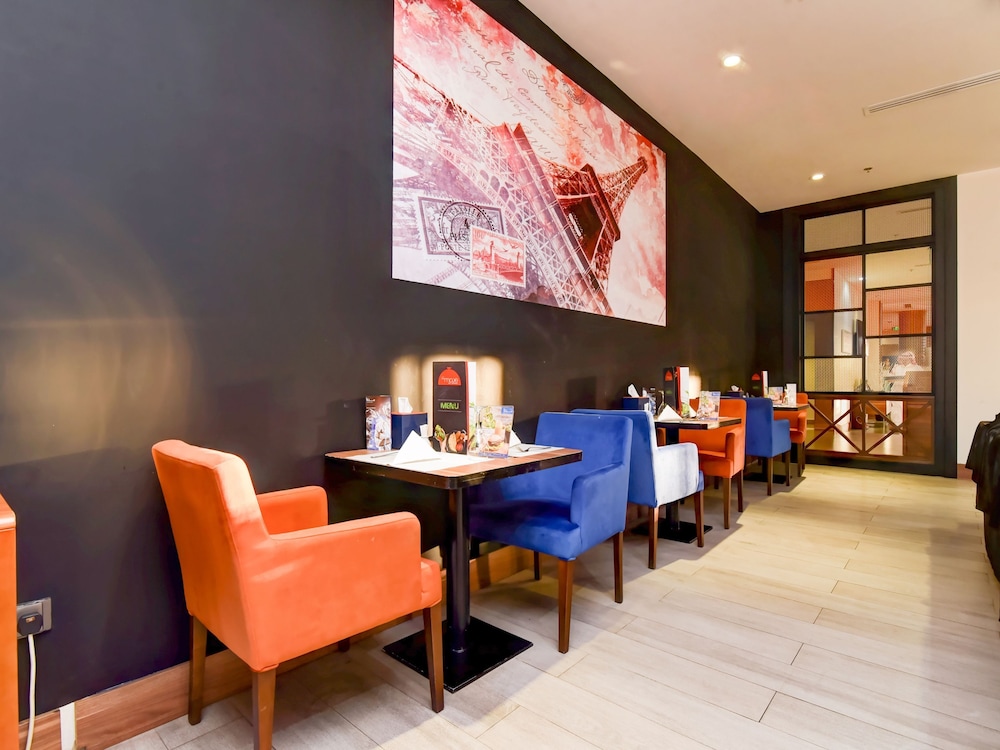 فندق مينا تبوك(Mena Hotel Tabuk) 32/42