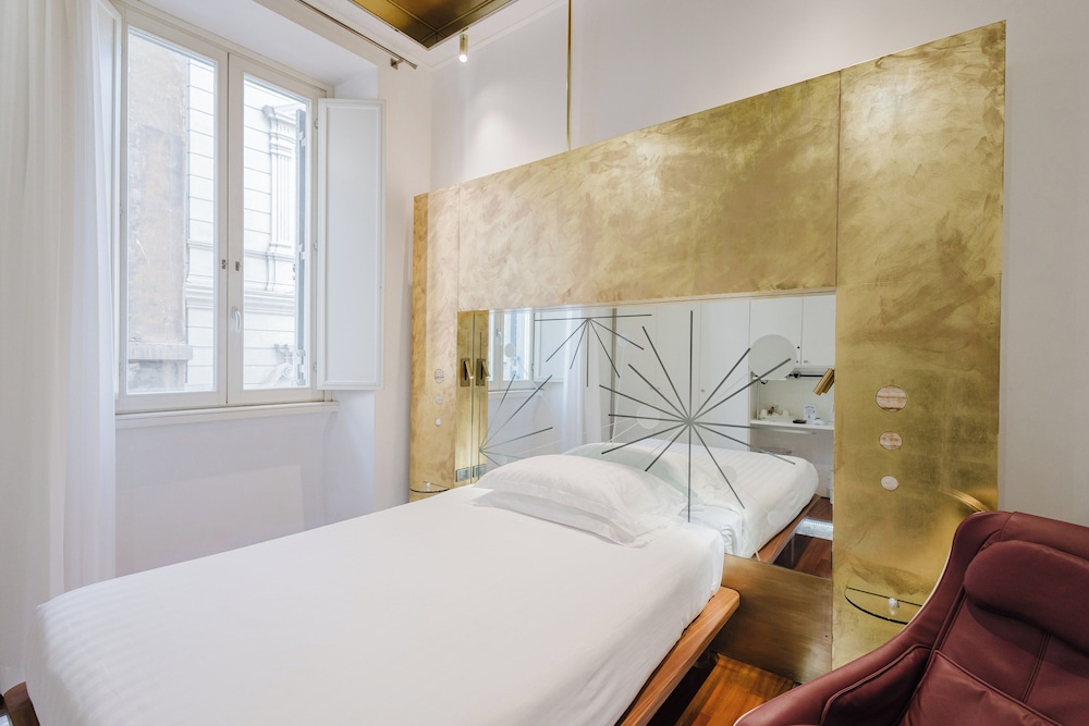 Hotel Trecento 19/50