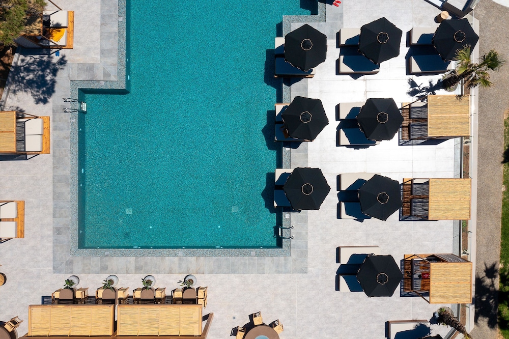 Eliros Mare Beachfront Poem Hotel 71/93