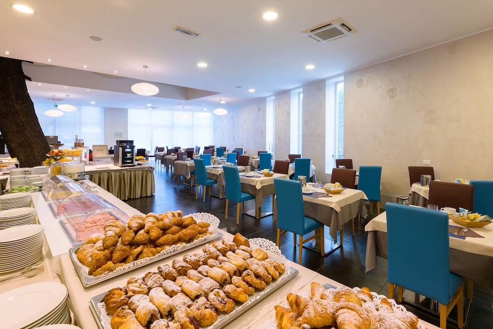 Hotel Mioni Royal San 39/72