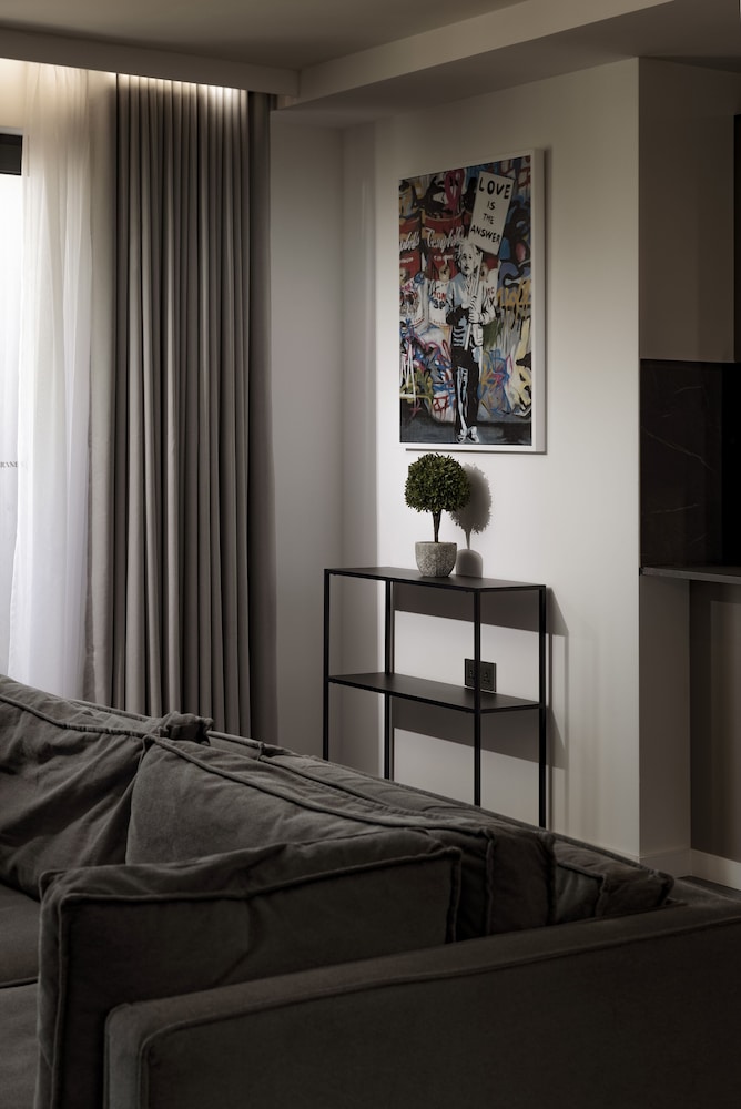 Grands Suites Hotel Residences & Spa 6/50