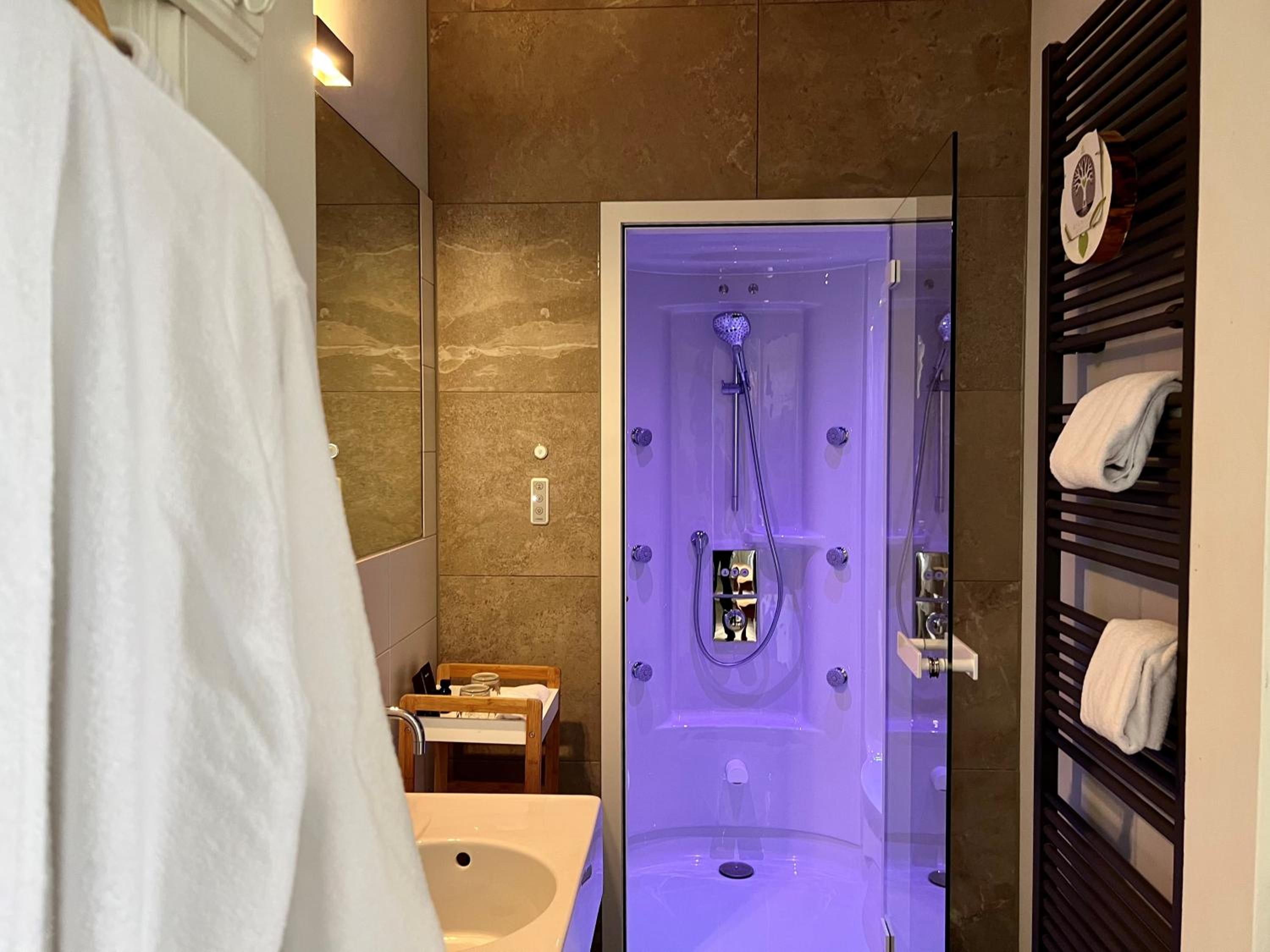 جناح عائلي، Suite Hotel Pincoffs Rotterdam 7/9