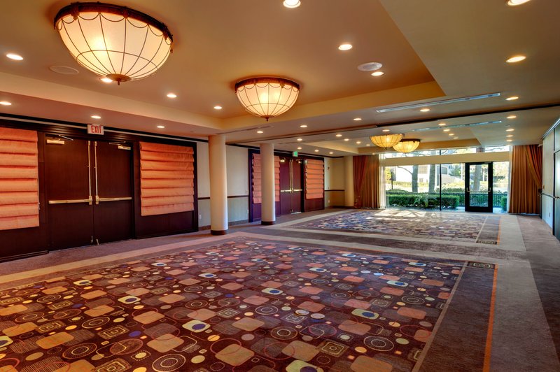 Orange County Hotel 49/60