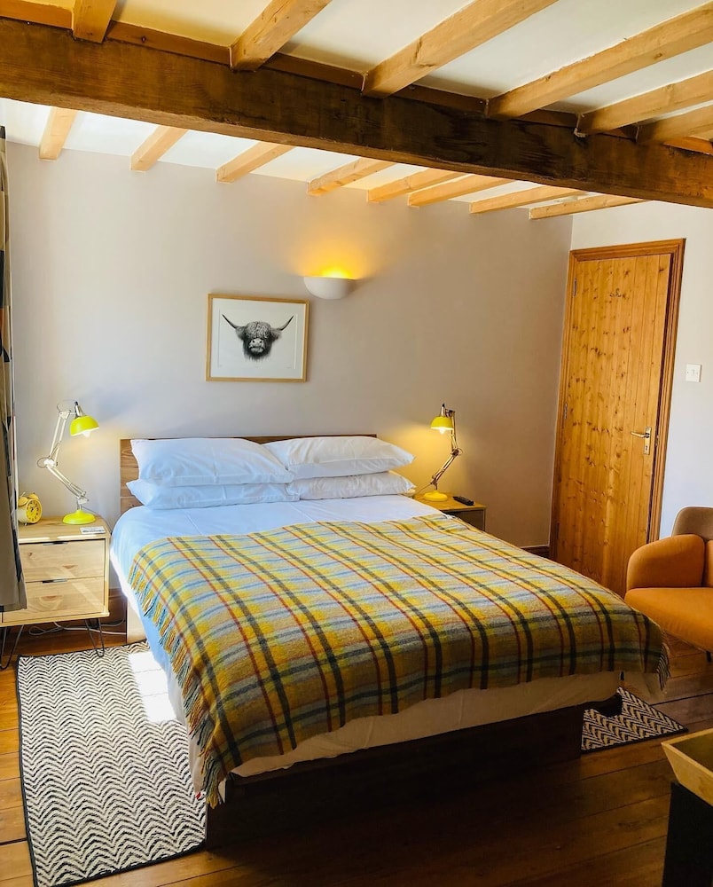 Riverside Bed &amp; Breakfast 11/46