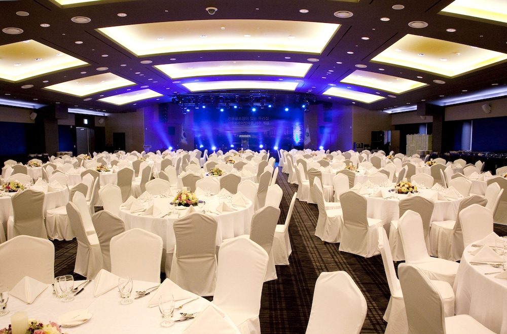 Raon Hotel And Resort 37/45