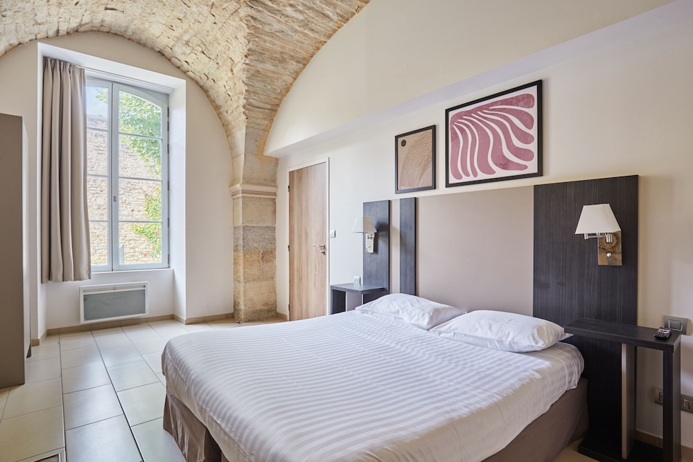Appart'hotel Odalys City Dijon Centre Les Cordeliers 34/78