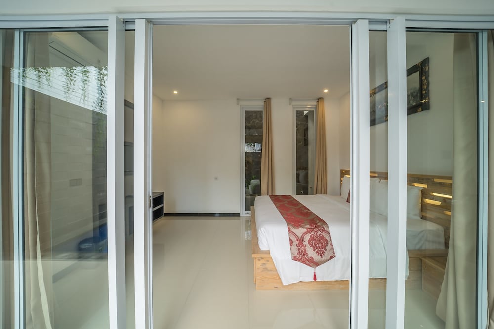 Puri Bagus Villa Legian Kuta 20/45