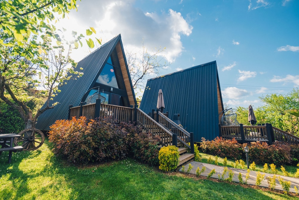 Babil Bungalow Hotel 22/23