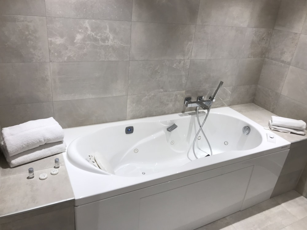 Best Western L Aquarium Arras Nord 21/69
