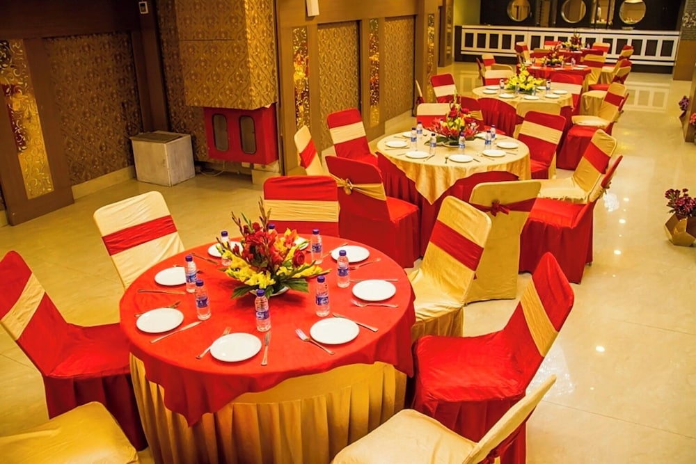 Hotel Vaibhav Inn 38/50
