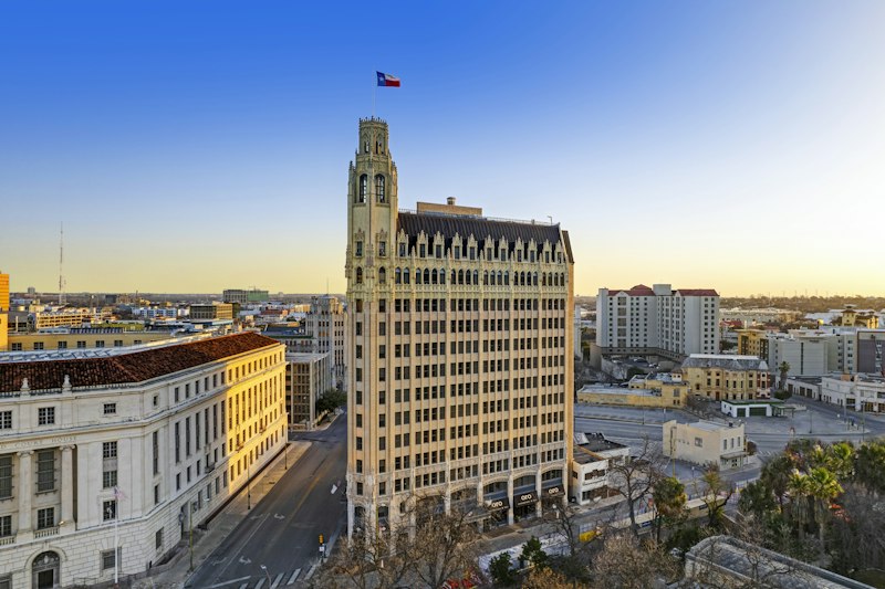 The Emily Morgan San Antonio a DoubleTree by Hilton Hotel 3/89