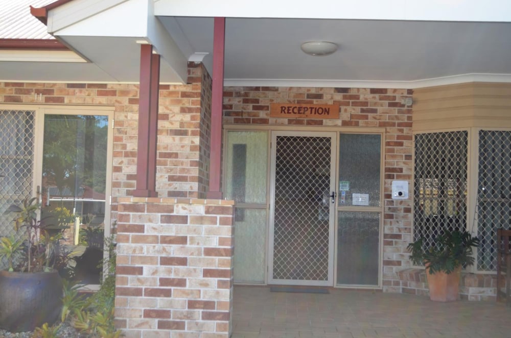 Redland Bay Motel 3/18