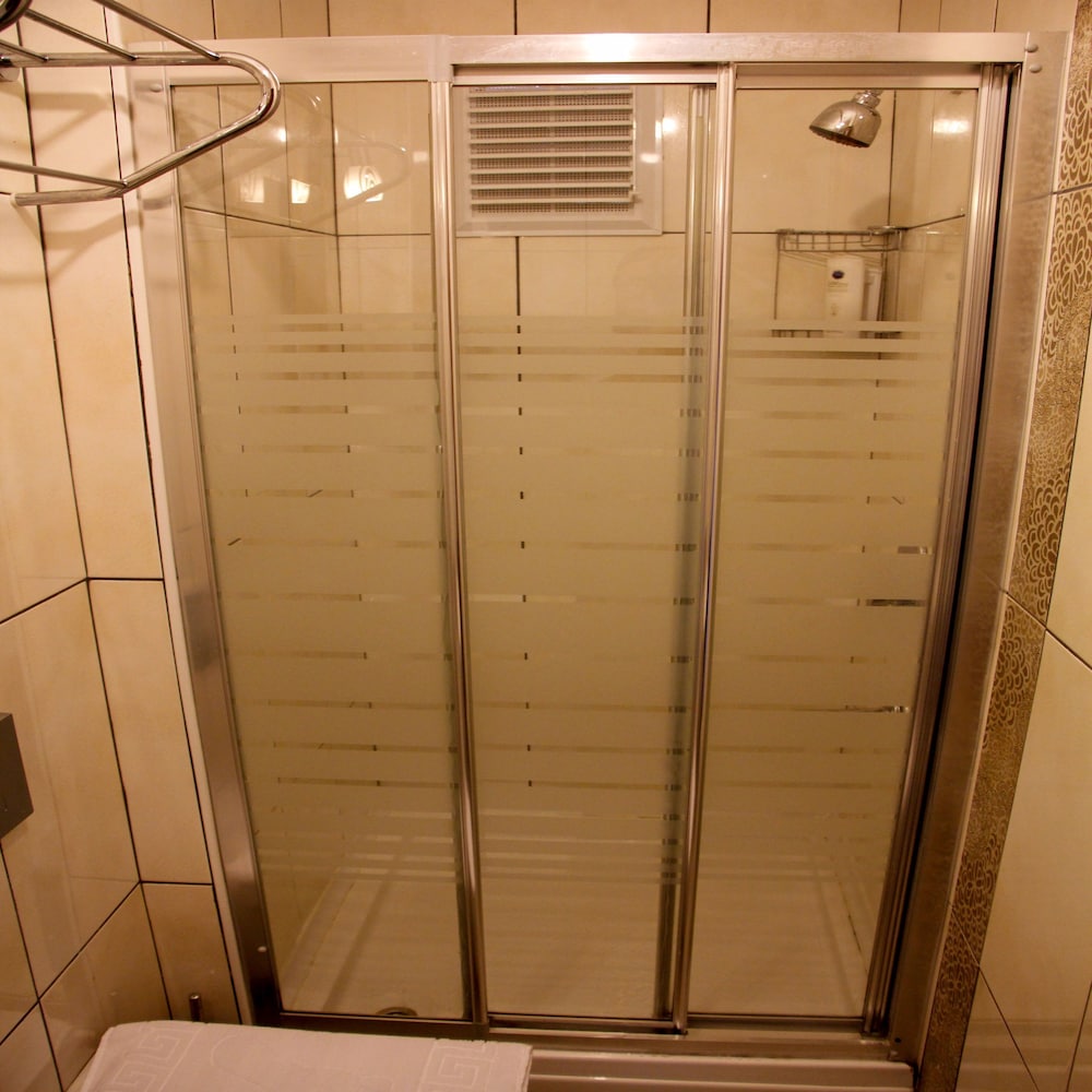 Limon Otel 23/36