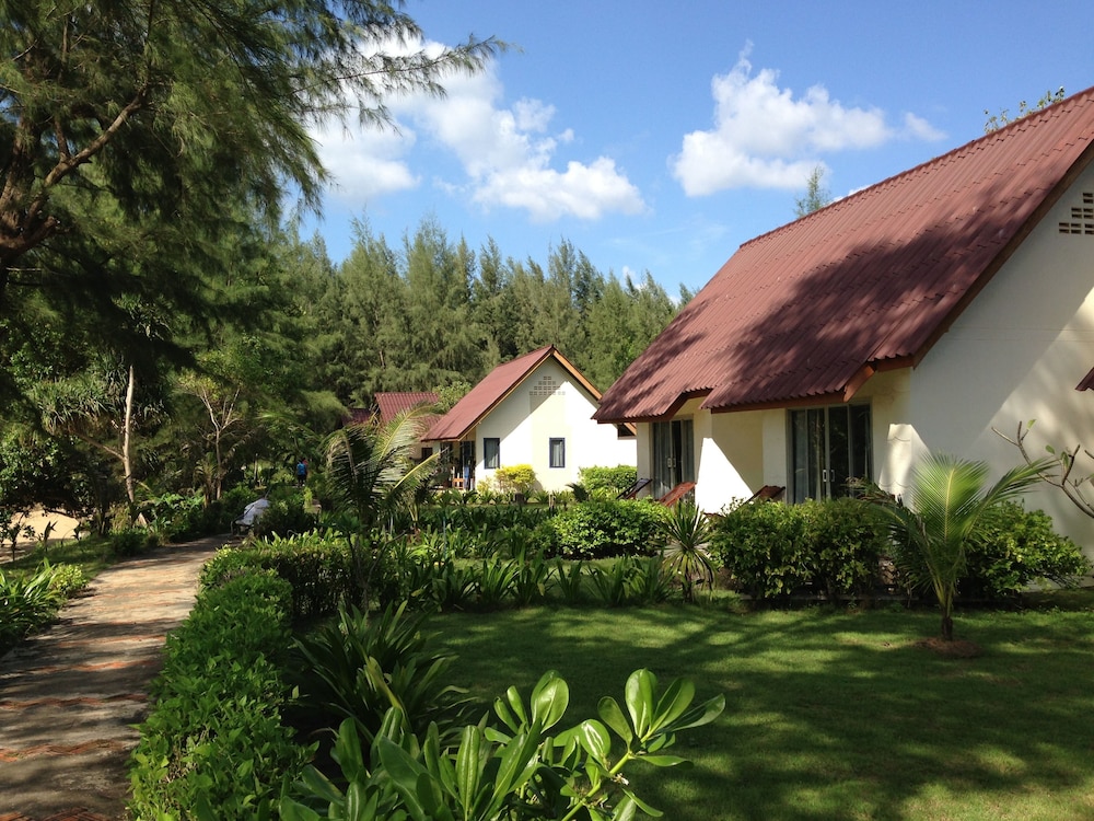 Good Days Lanta Chalet Resort 5/62