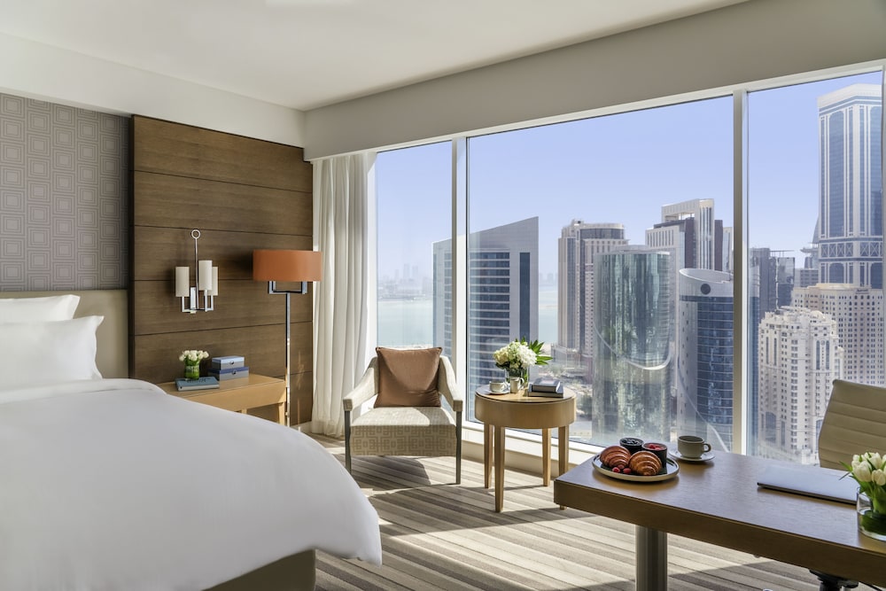 Pullman Doha West Bay 16/72