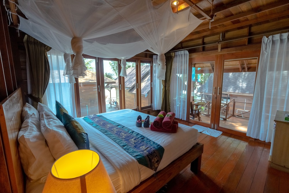 Lipe Beach Resort 23/50