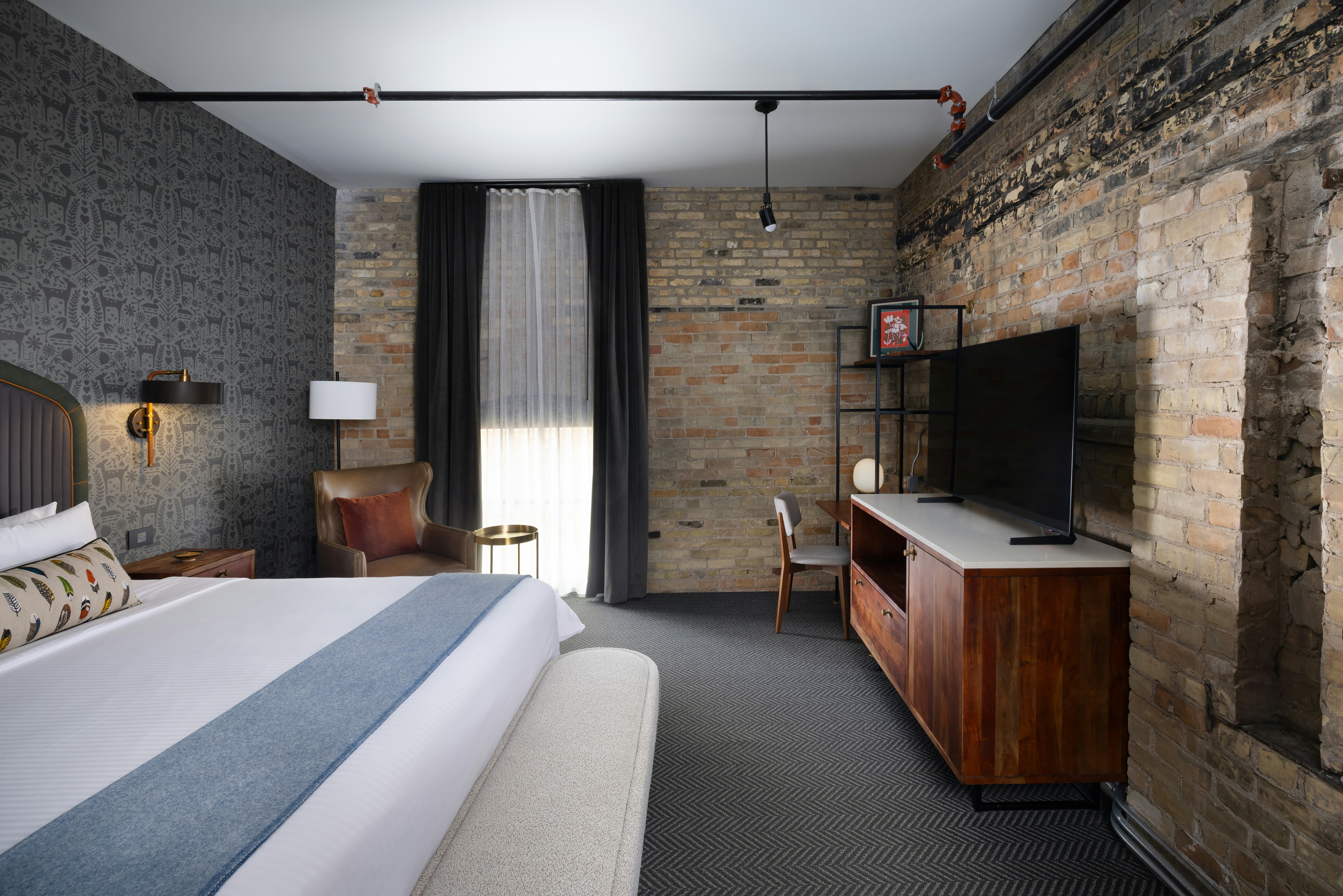 Room, King Bed, Wave Wing, Accessible