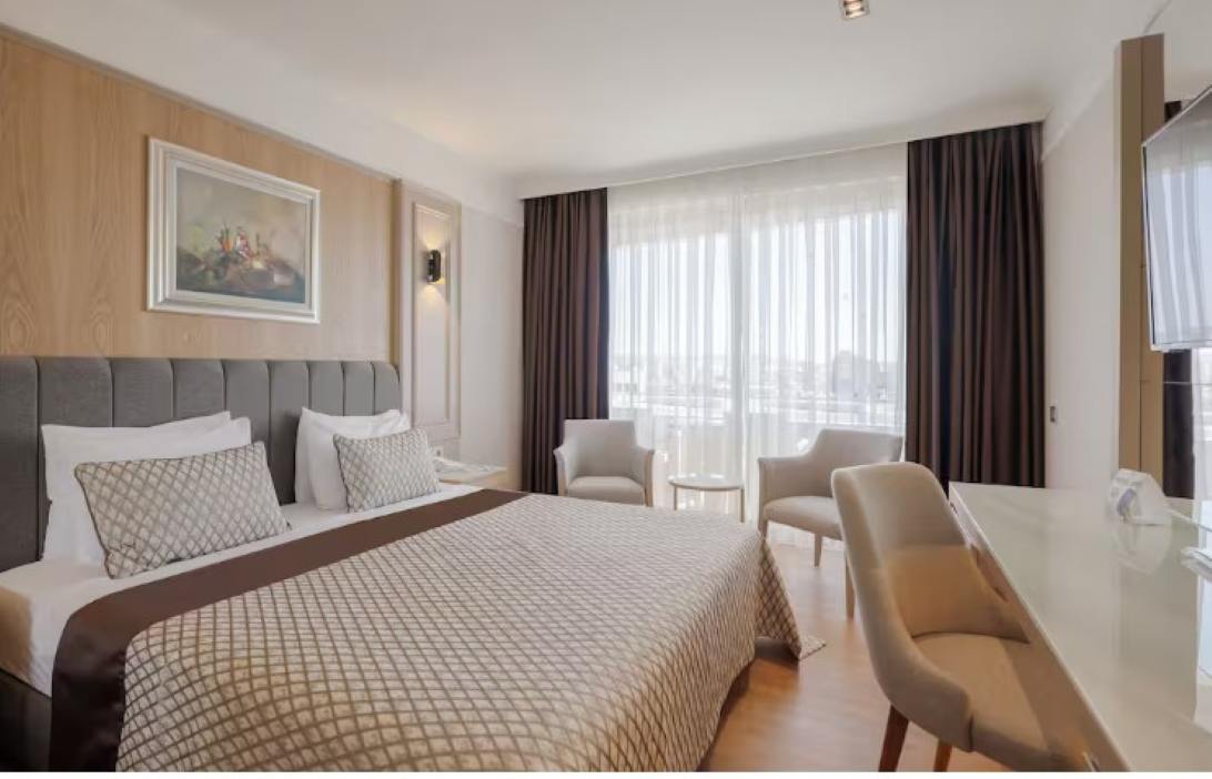 Room, Single, Double Bed, Lateral Side Sea View