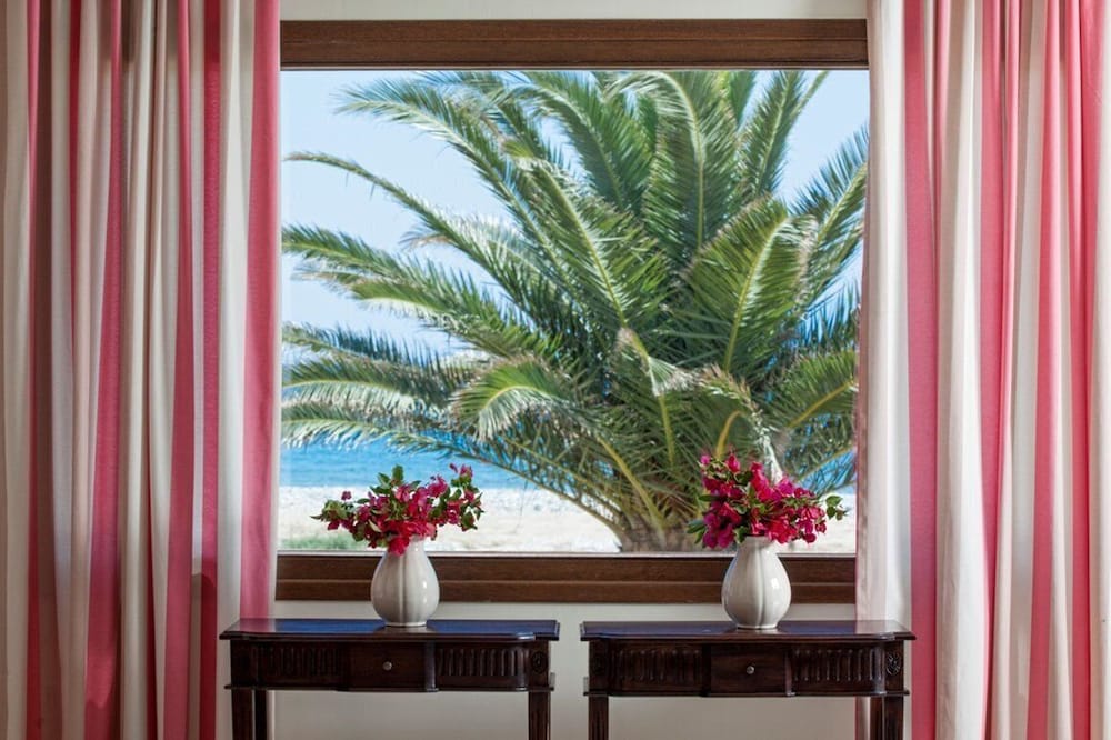 Finikas Beach Hotel 24/50