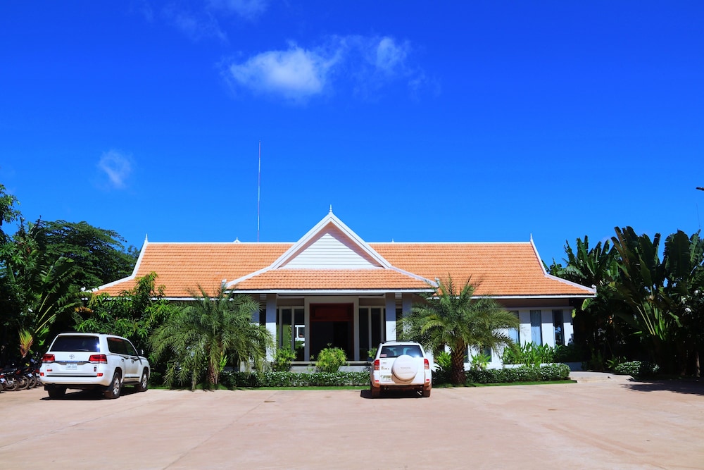 New Riverside Hotel 86/100