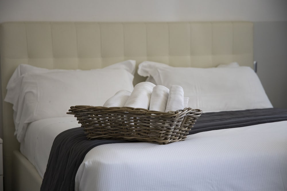 Arch Rome Suites 48/75