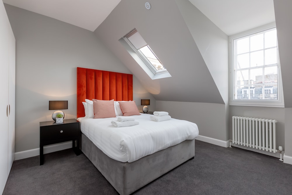 CLASSIC, APARTMENT, KING BED