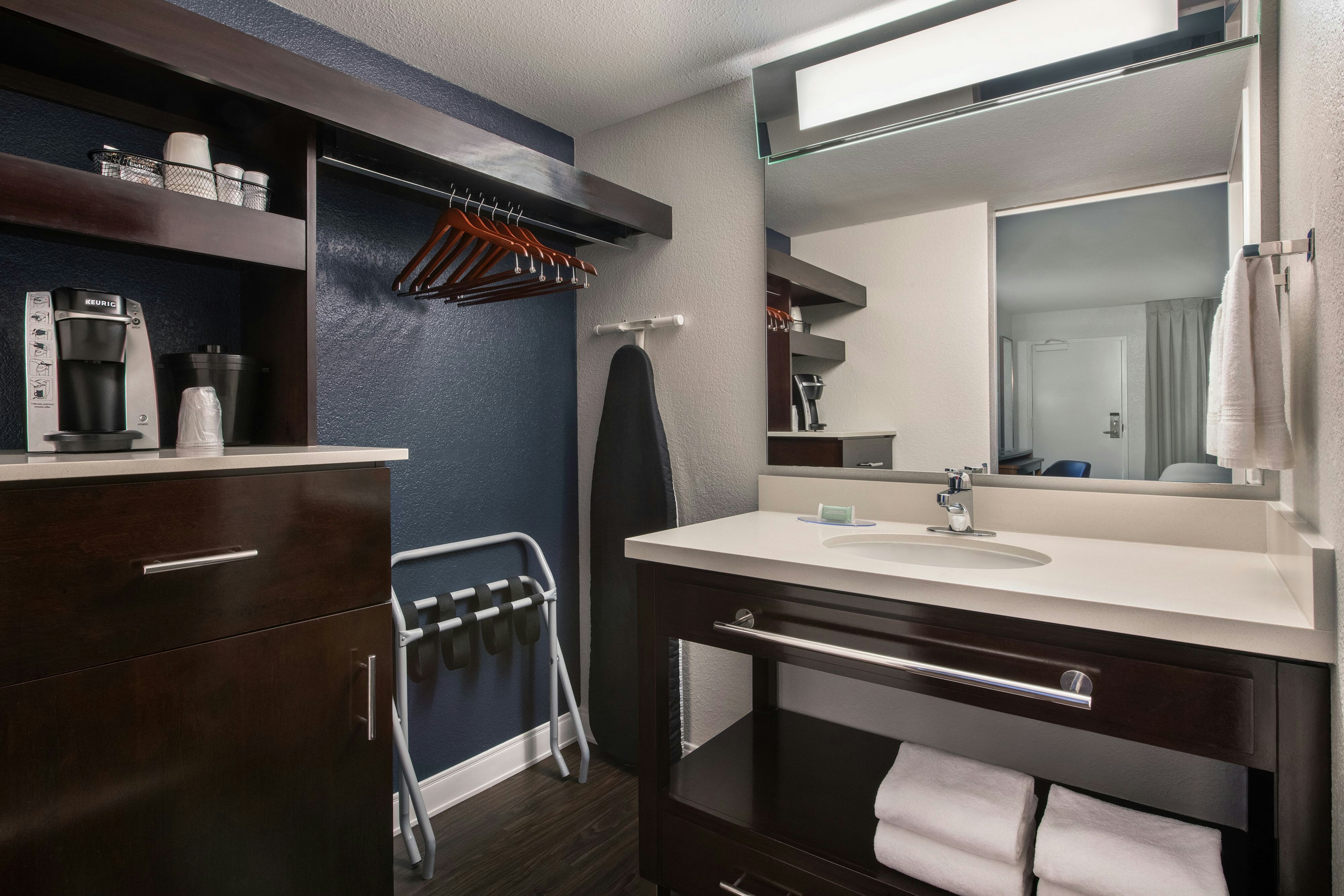 غرفة بسرير كينج، Fairfield Inn By Marriott Anaheim Resort 10/10