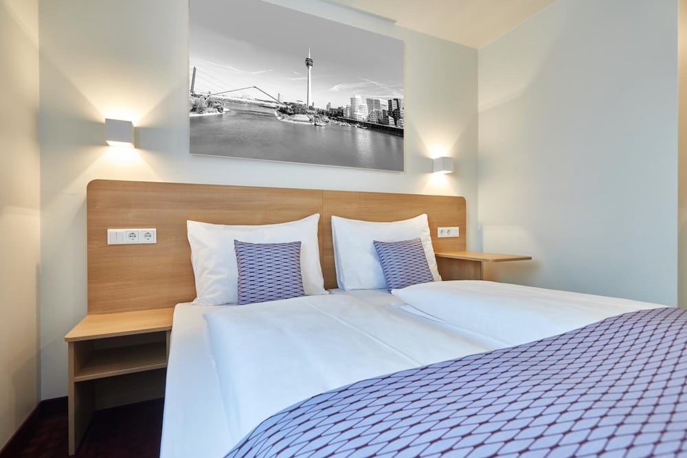 Mcdreams Hotel Düsseldorf-City 5/35