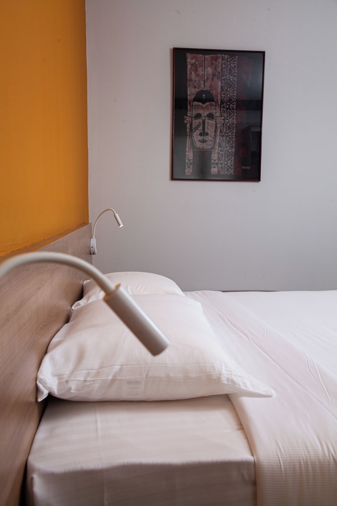 Grand Hotel Bamako 12/22