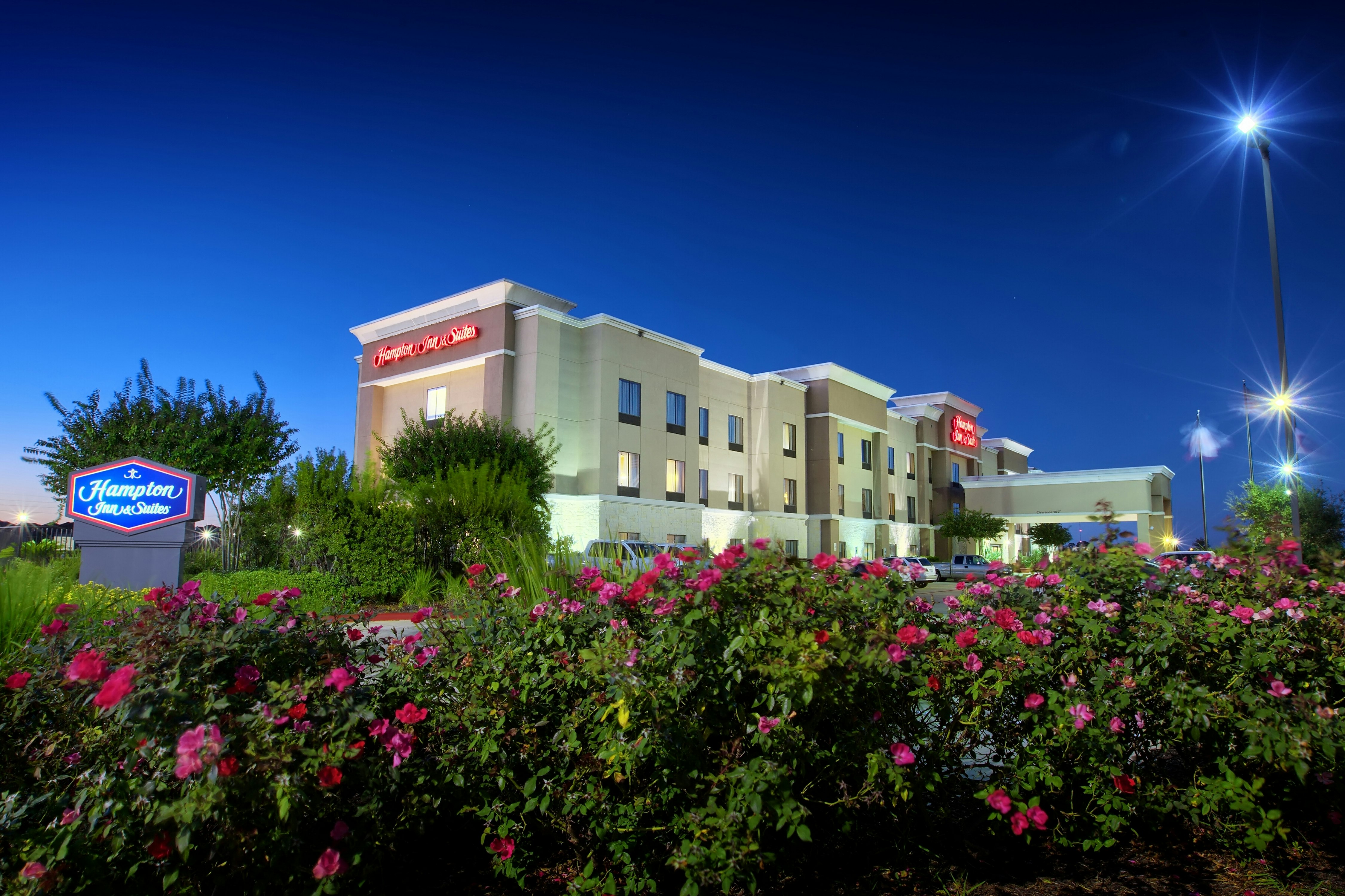 Hampton Inn and Suites Houston-Rosenberg 36/38