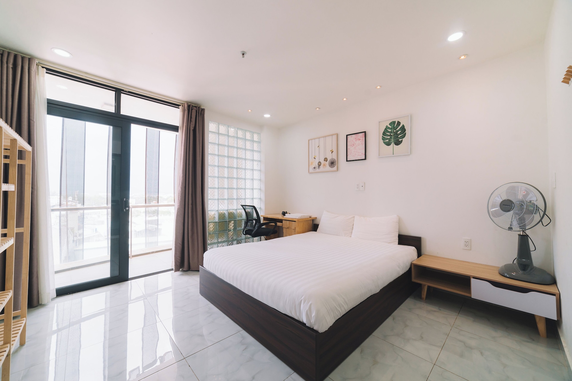 2 BEDROOMS, APARTMENT, 2 BATHROOMS