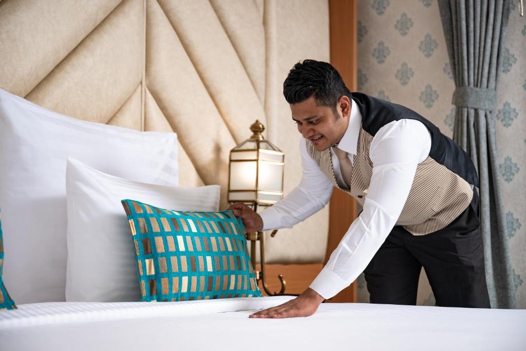 شركة واجهة طيبة الفندقية(Taiba Front Hotel Ex Elaf Al Majeedi) 6/50