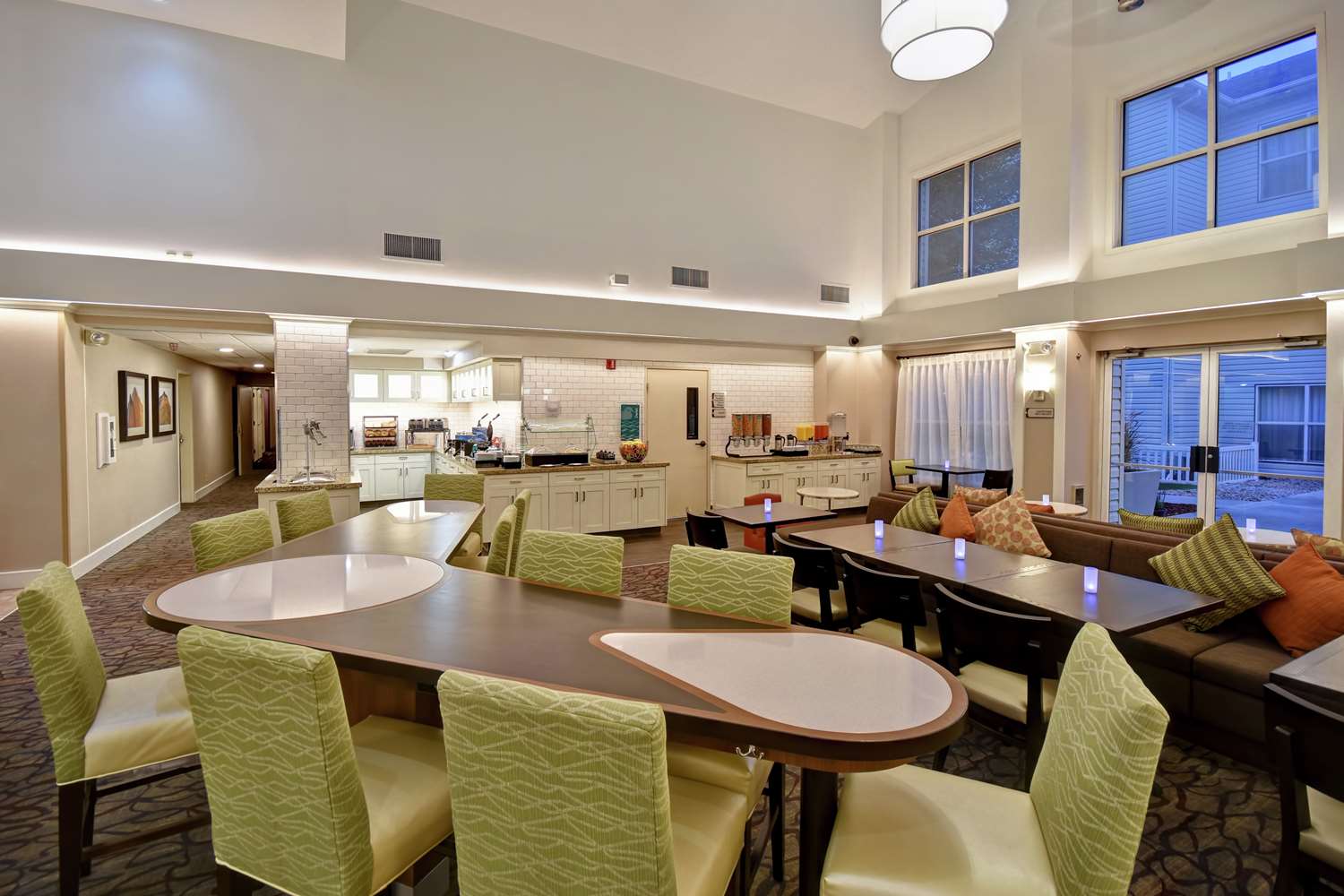 restaurant cafeteria