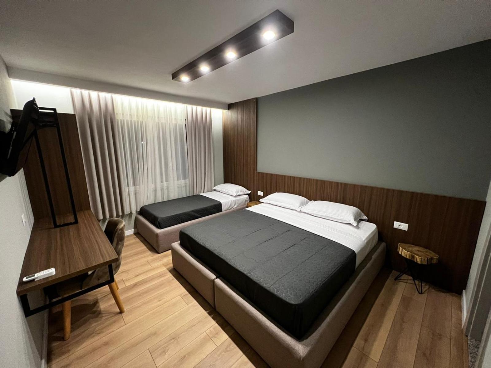 Ikona Hotel Shkoder 27/43