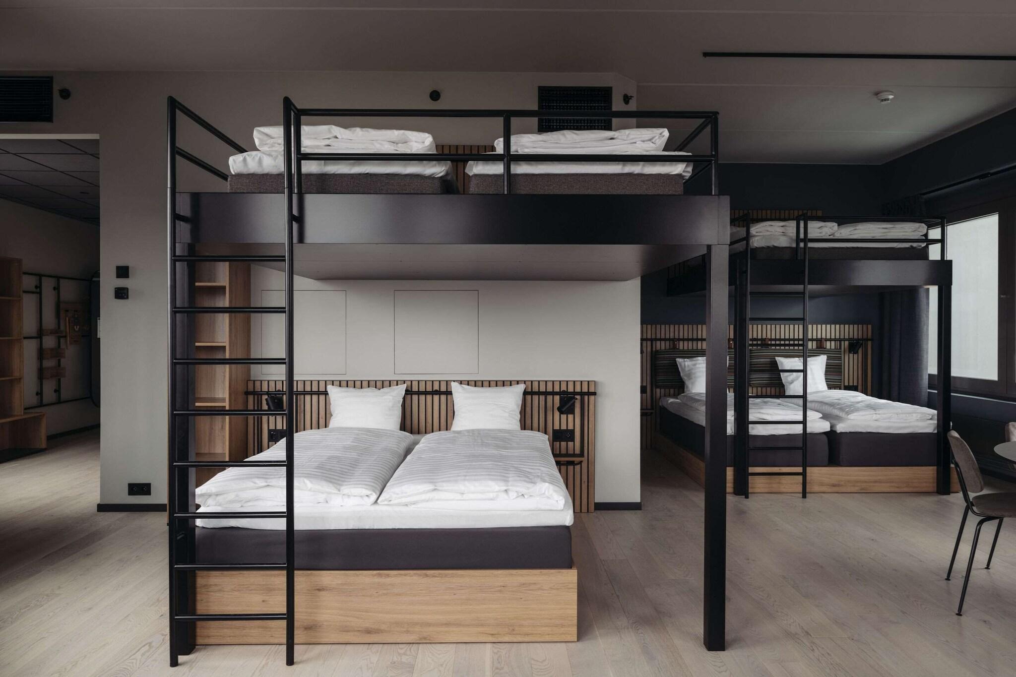 Room, Queen Bed