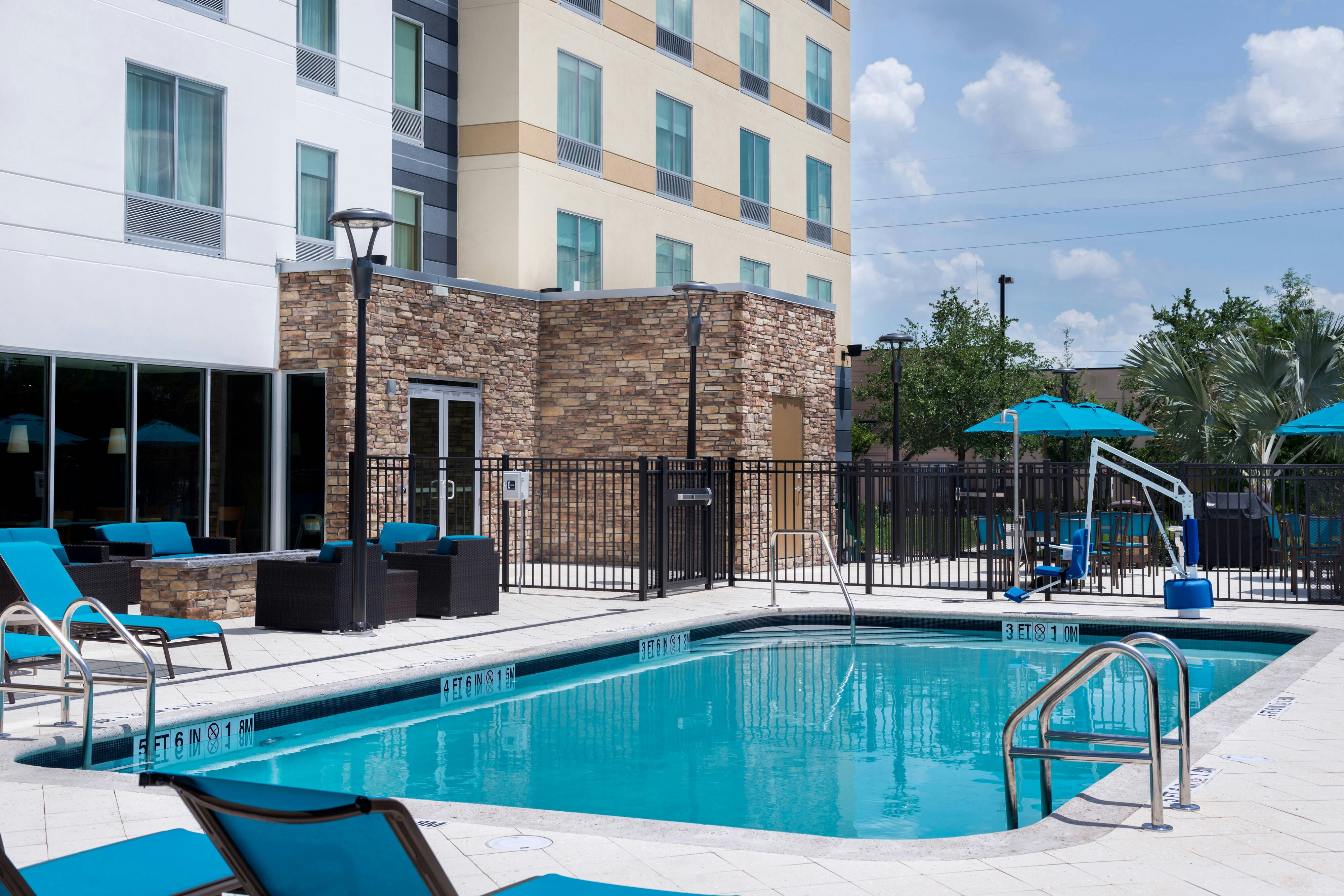 Fairfield Inn Suites By Marriott Orlando East Ucf Area in ORLANDO - FL