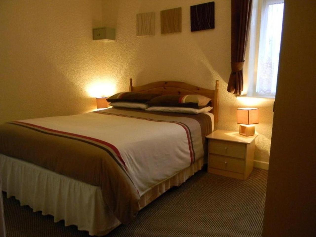 Compact Double Room