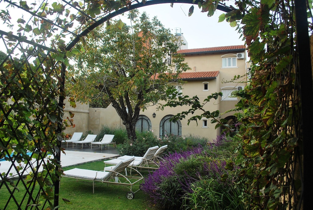 Delvino Boutique Hotel 8/56